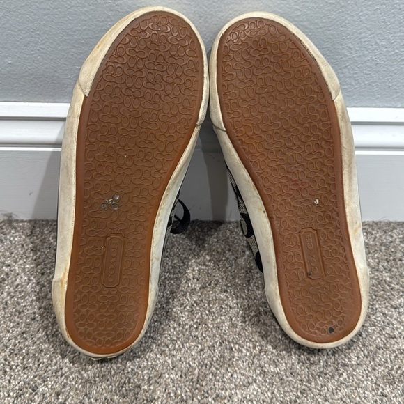 Coach Gray and Black Sneaker Tennis Shoes - Size 8 - Picture 6 of 9